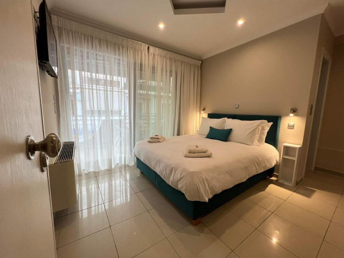 Atlantis Apartments Артемида Екстериор снимка