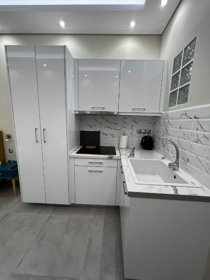 Atlantis Apartments Артемида Екстериор снимка