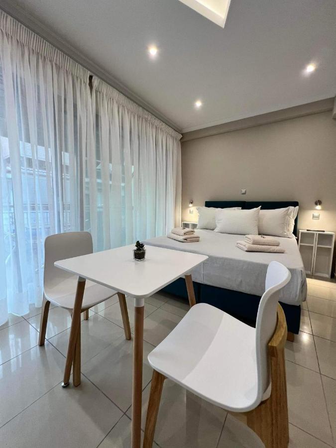 Atlantis Apartments Артемида Екстериор снимка